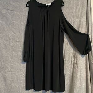 Ashley Neal, Tipton boutique black dress 1x, long sleeve with open shoulders